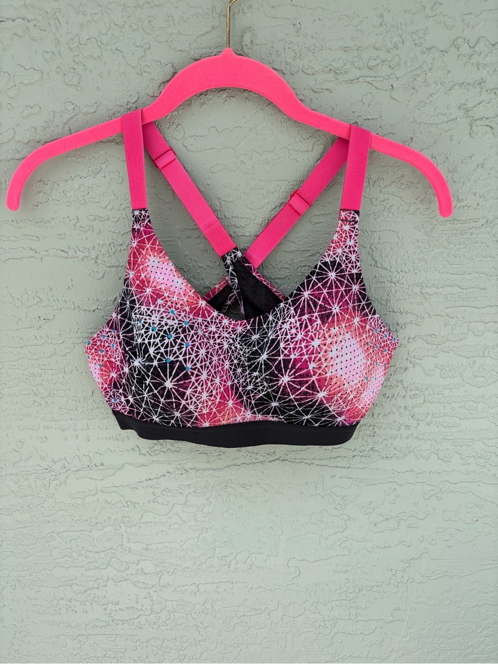 Victoria's Secret Pink and Black Geometric Sports Bra
